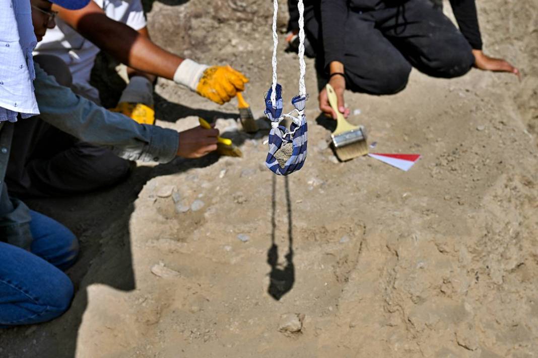 Odanın içindeki yığın, arkeologları şaşkına çevirdi! Urartular neden gizlemiş olabilir? 3